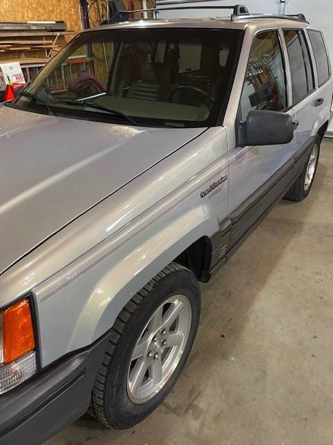 Jeep-grand-cherokee-laredo-1994-silver-4
