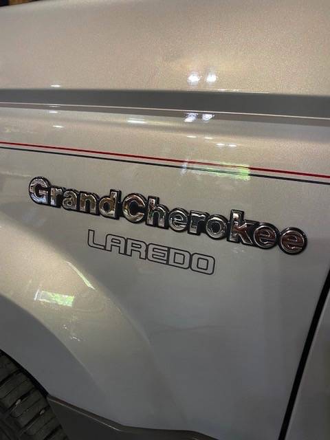 Jeep-grand-cherokee-laredo-1994-silver-5