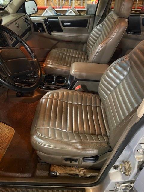 Jeep-grand-cherokee-laredo-1994-silver-6