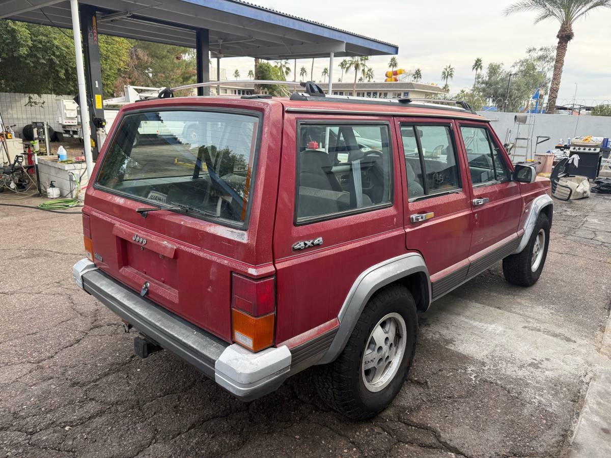 Jeep-grand-cherokee-laredo-4x4-1992-red-3