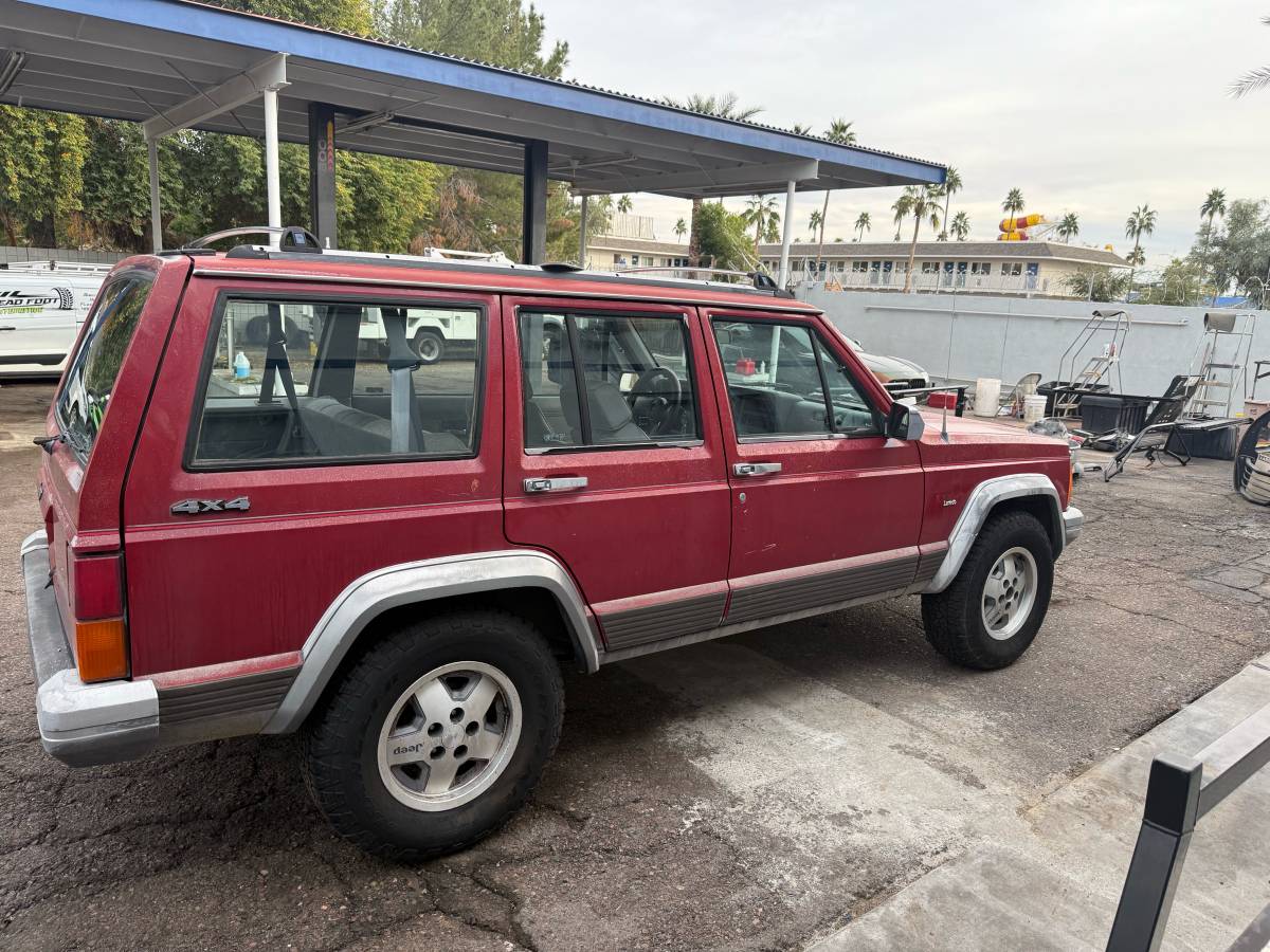 Jeep-grand-cherokee-laredo-4x4-1992-red-4