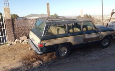 Jeep-grand-wagoneer-1980-blue-2