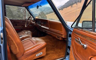 Jeep-grand-wagoneer-1984-blue-11