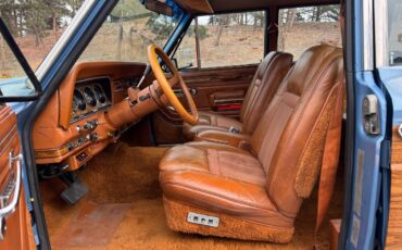 Jeep-grand-wagoneer-1984-blue-19