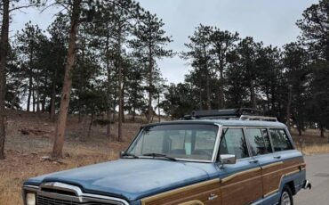 Jeep-grand-wagoneer-1984-blue