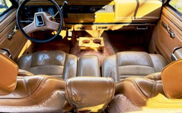 Jeep-grand-wagoneer-1987-13