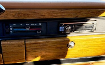 Jeep-grand-wagoneer-1987-20