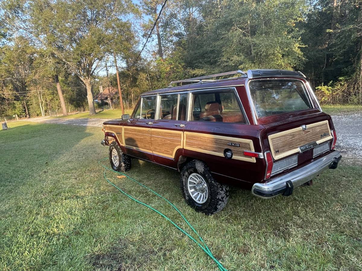 Jeep-grand-wagoneer-1988-2