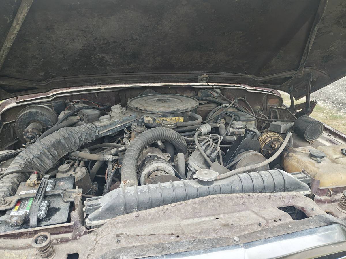 Jeep-grand-wagoneer-1988-4