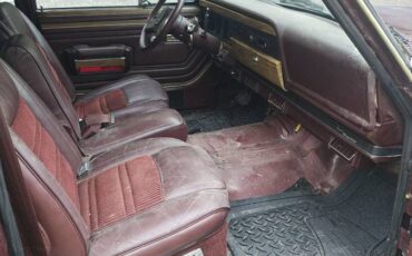 Jeep-grand-wagoneer-1988-5