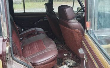 Jeep-grand-wagoneer-1988-8