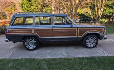 Jeep-grand-wagoneer-1988-grey-1