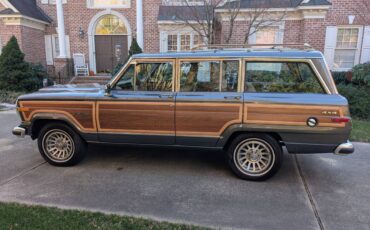 Jeep-grand-wagoneer-1988-grey
