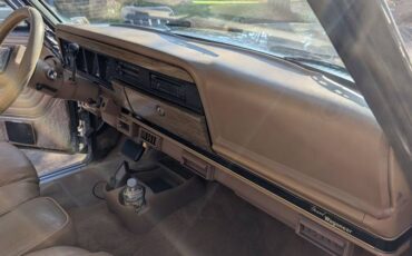 Jeep-grand-wagoneer-1988-grey-6