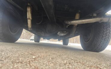 Jeep-grand-wagoneer-1990-4