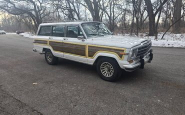 Jeep-grand-wagoneer-1990