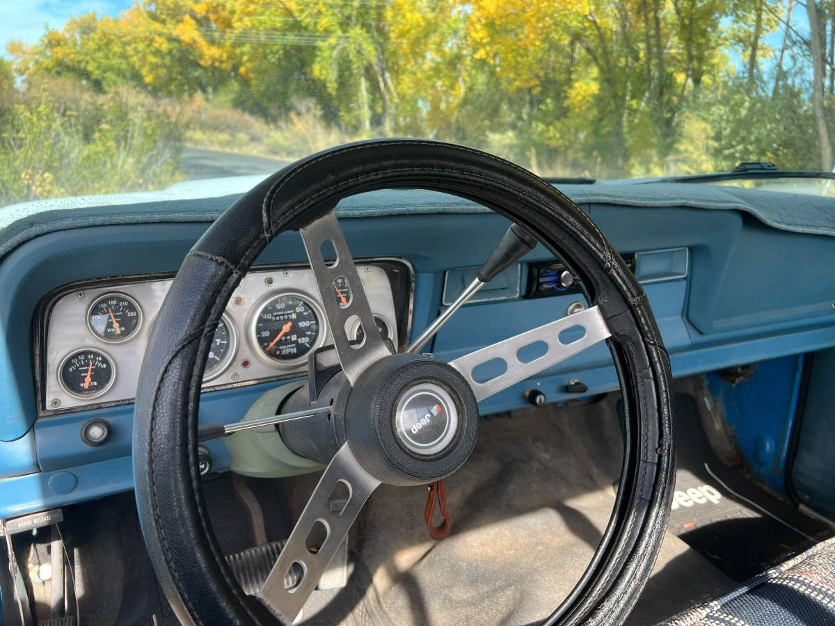 Jeep-honcho-1977-grey-5