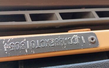 Jeep-scrambler-1982-yellow-19