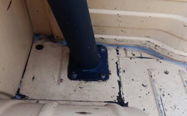 Jeep-scrambler-1982-yellow-2