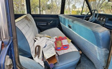 Jeep-wagoneer-1977-blue-15