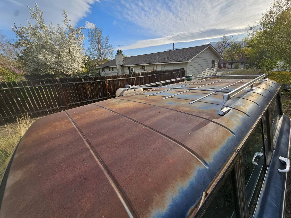 Jeep-wagoneer-1977-blue-18