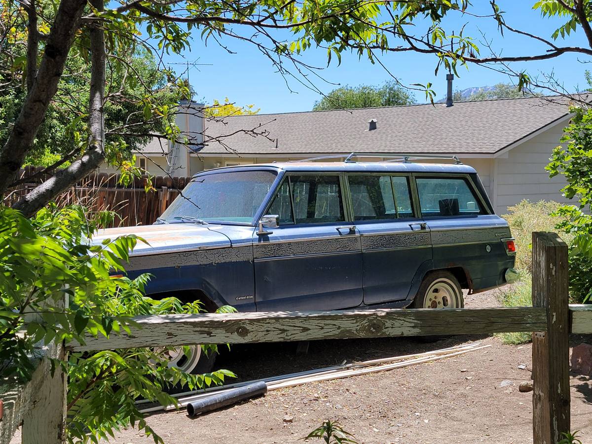 Jeep-wagoneer-1977-blue-20