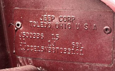 Jeep-wagoneer-1981-11