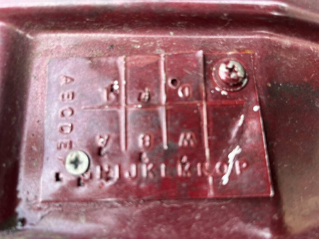 Jeep-wagoneer-1981-16