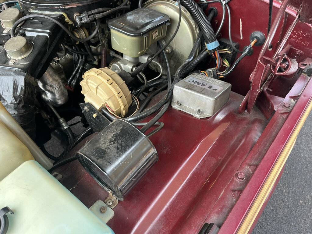 Jeep-wagoneer-1981-17