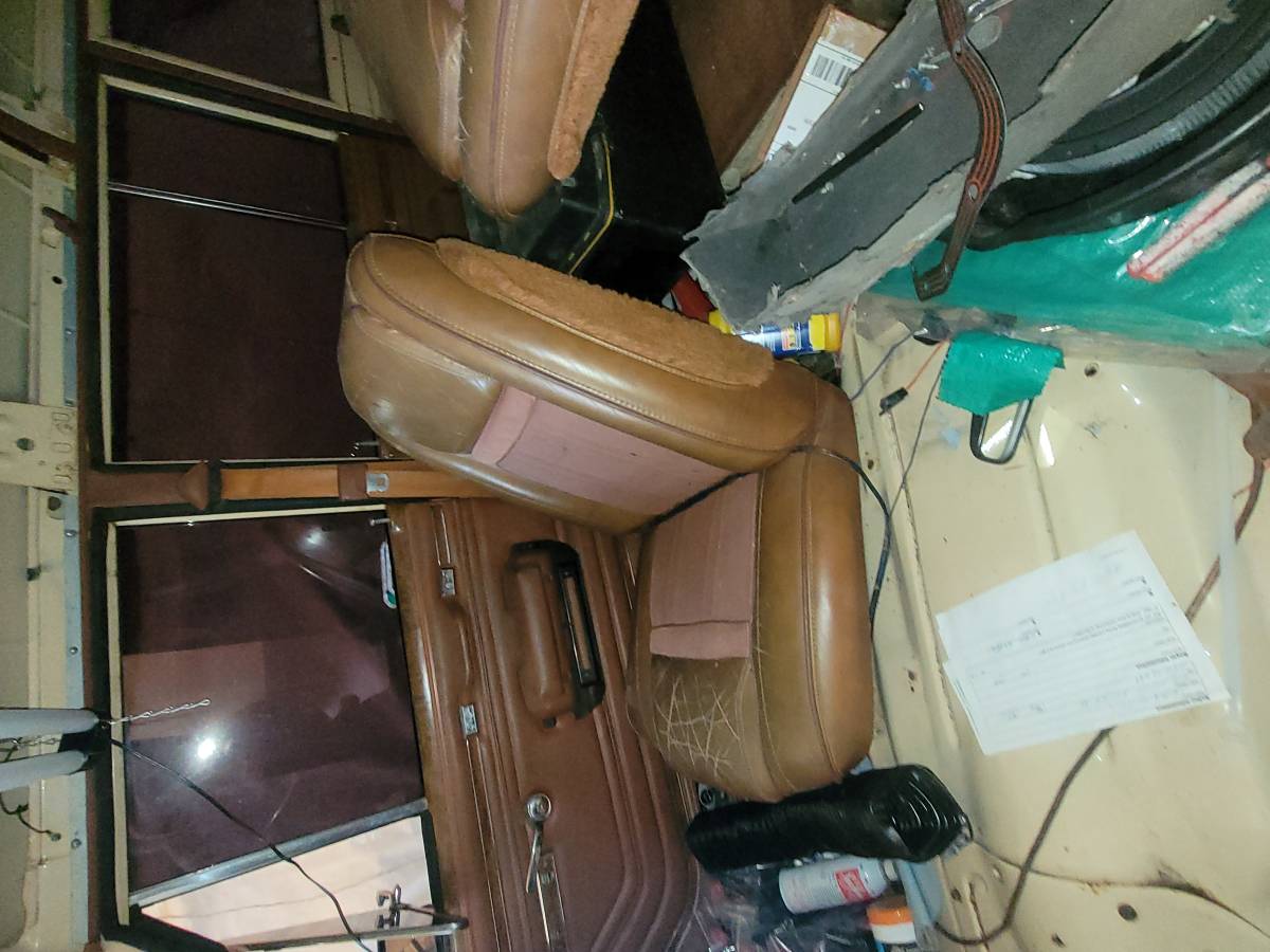 Jeep-wagoneer-limited-1982-custom-9