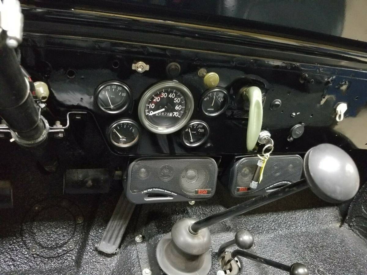 Jeep-willys-cj2a-1948-black-23