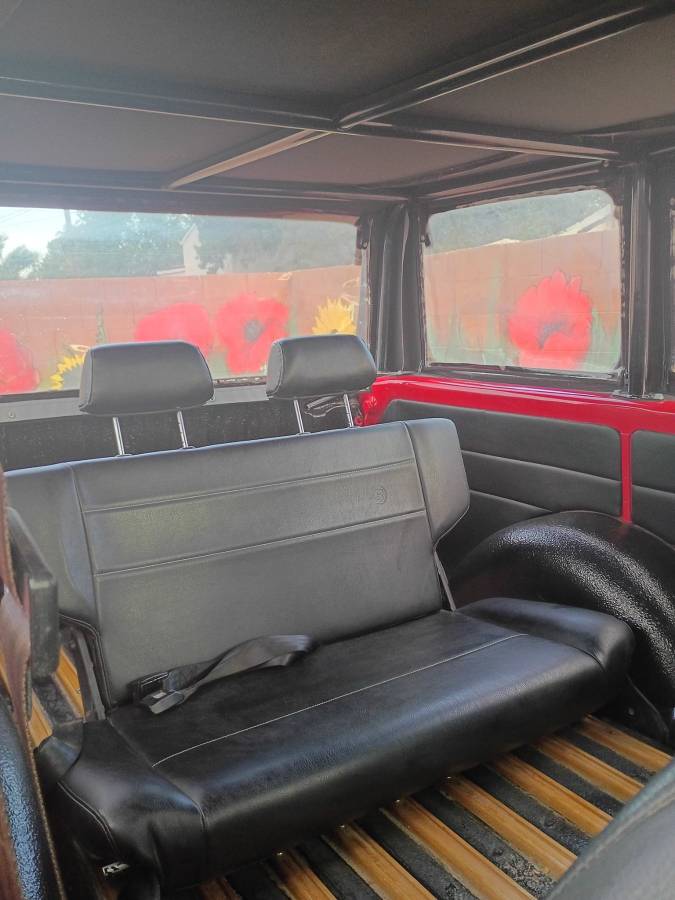 Jeep-willys-wagon-1954-red-6