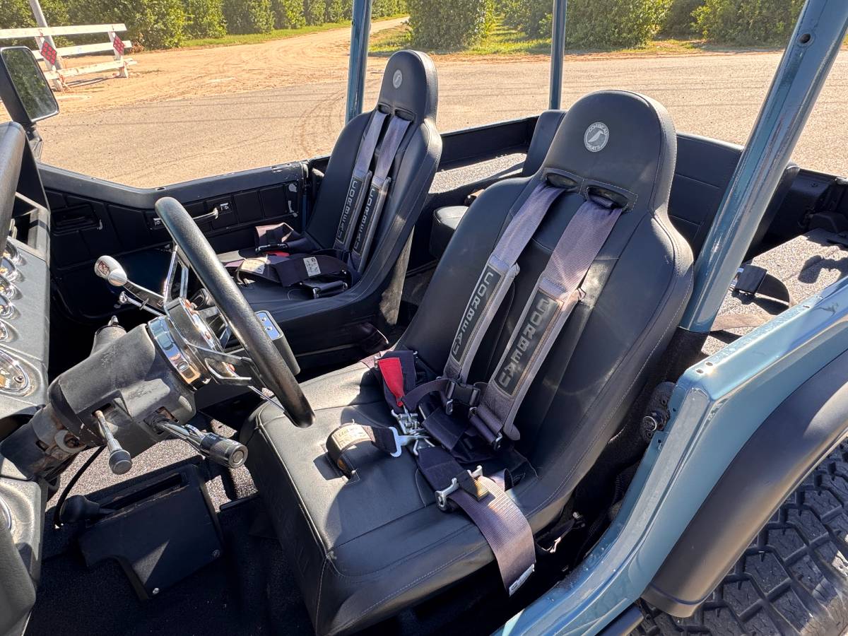 Jeep-wrangler-1987-blue-18