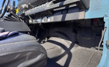 Jeep-wrangler-1987-blue-21