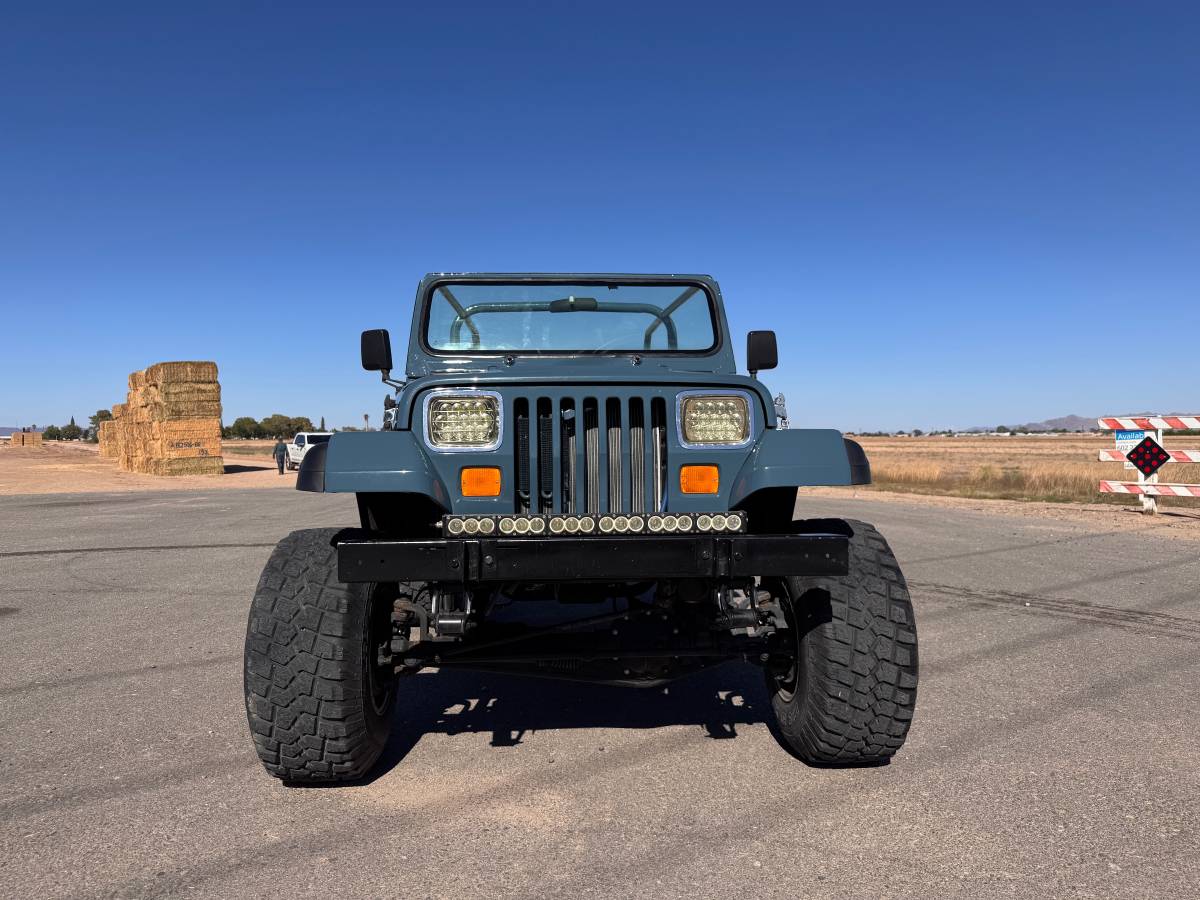 Jeep-wrangler-1987-blue-29