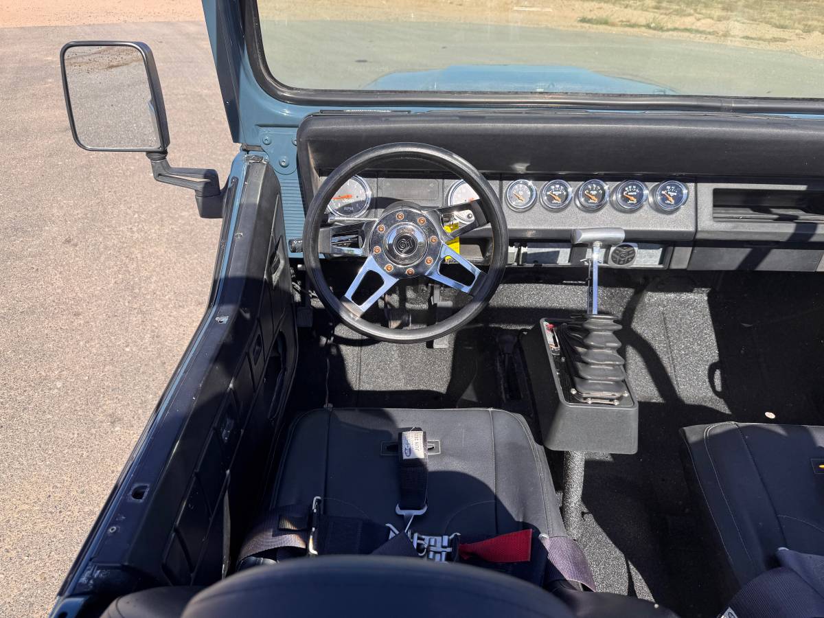 Jeep-wrangler-1987-blue-40