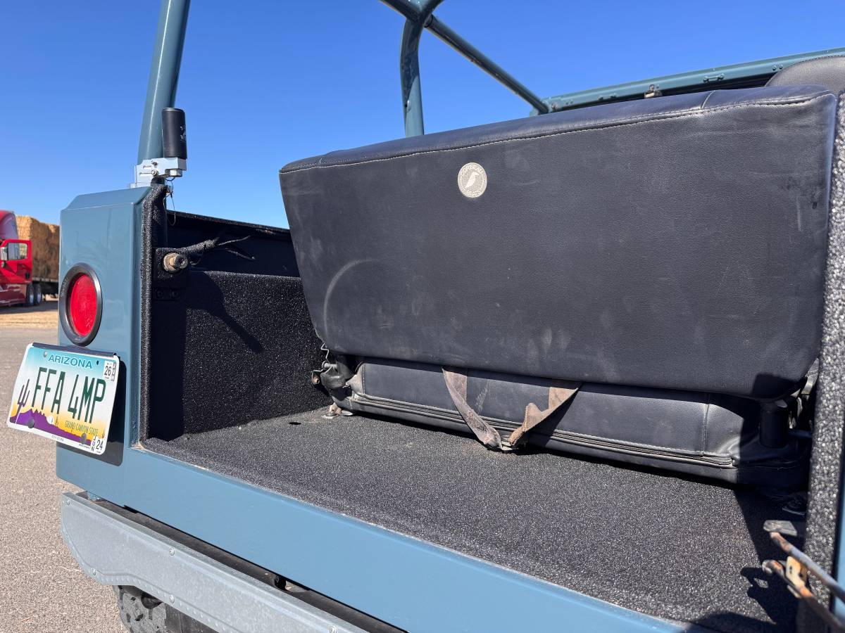 Jeep-wrangler-1987-blue-43