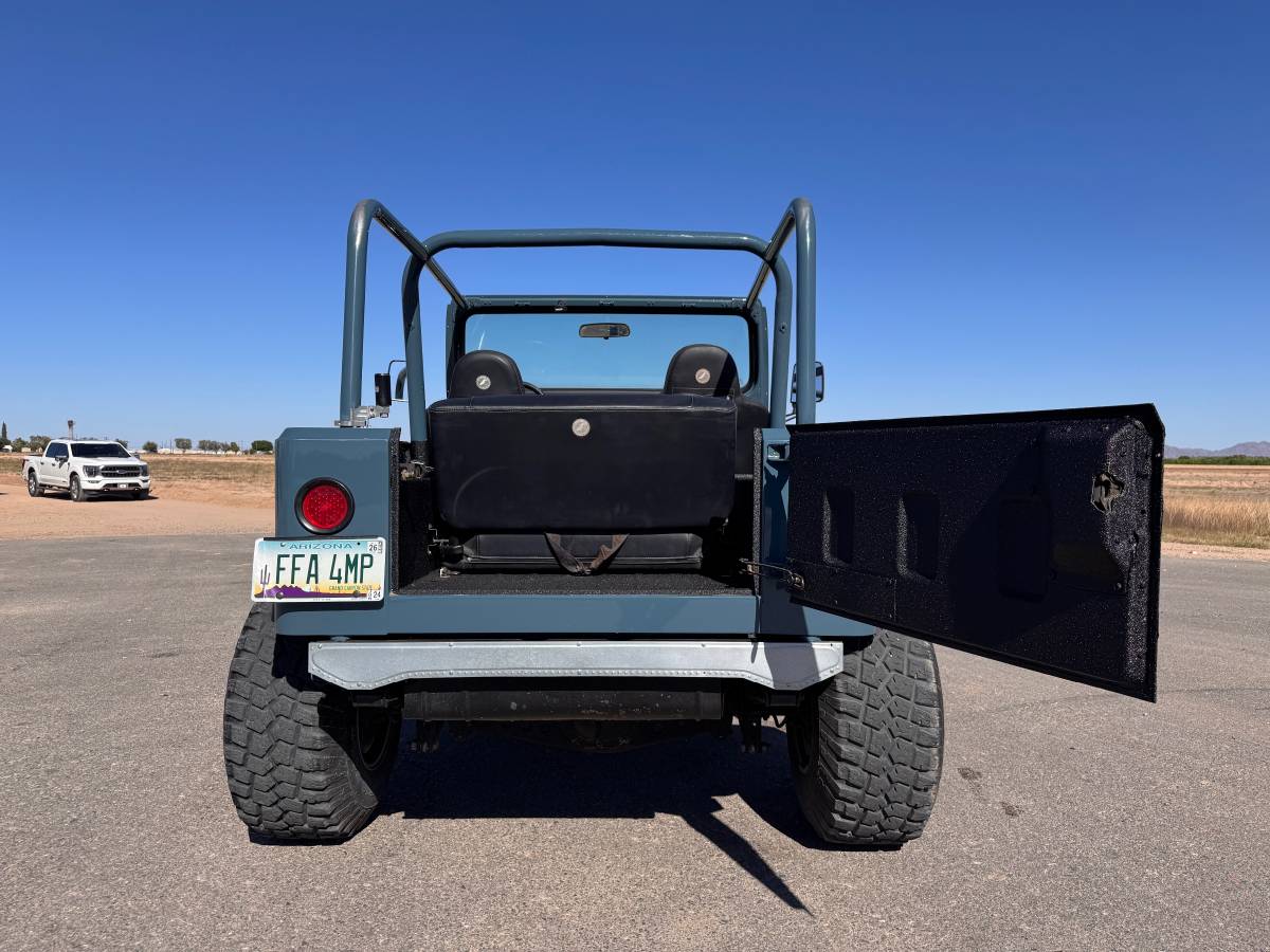 Jeep-wrangler-1987-blue-44