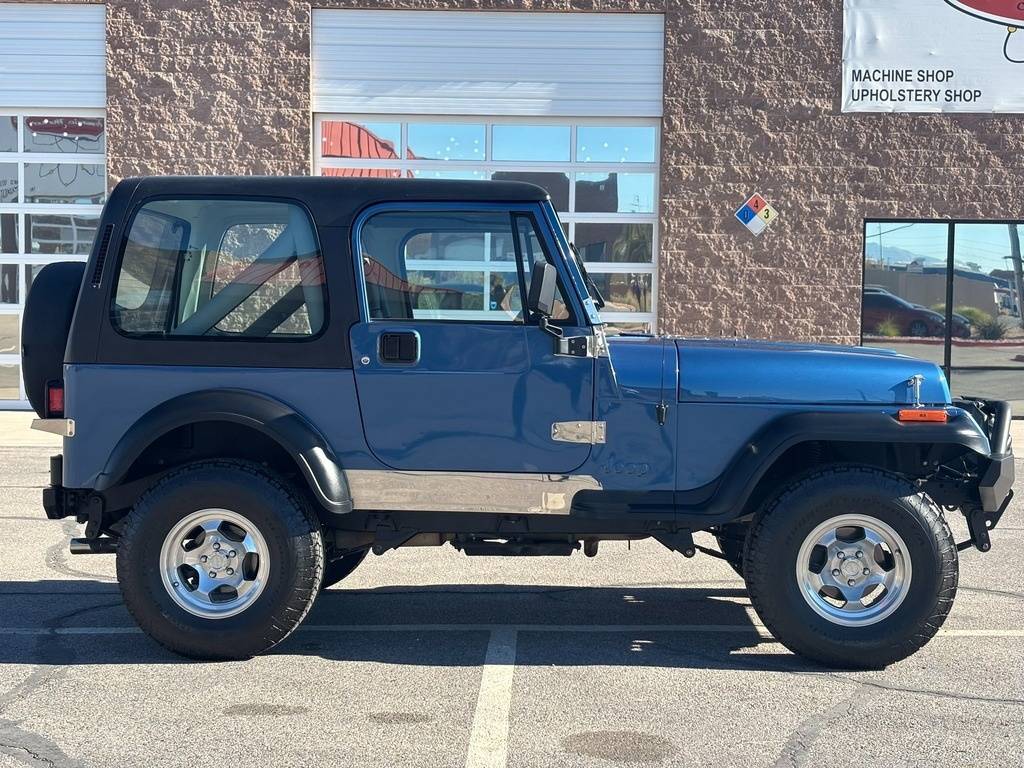 Jeep-wrangler-1987-blue-72