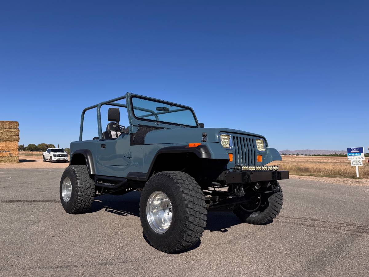 Jeep-wrangler-1987-blue-8