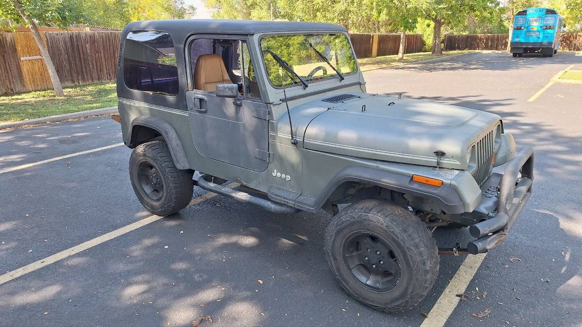 Jeep-wrangler-1992-green-10