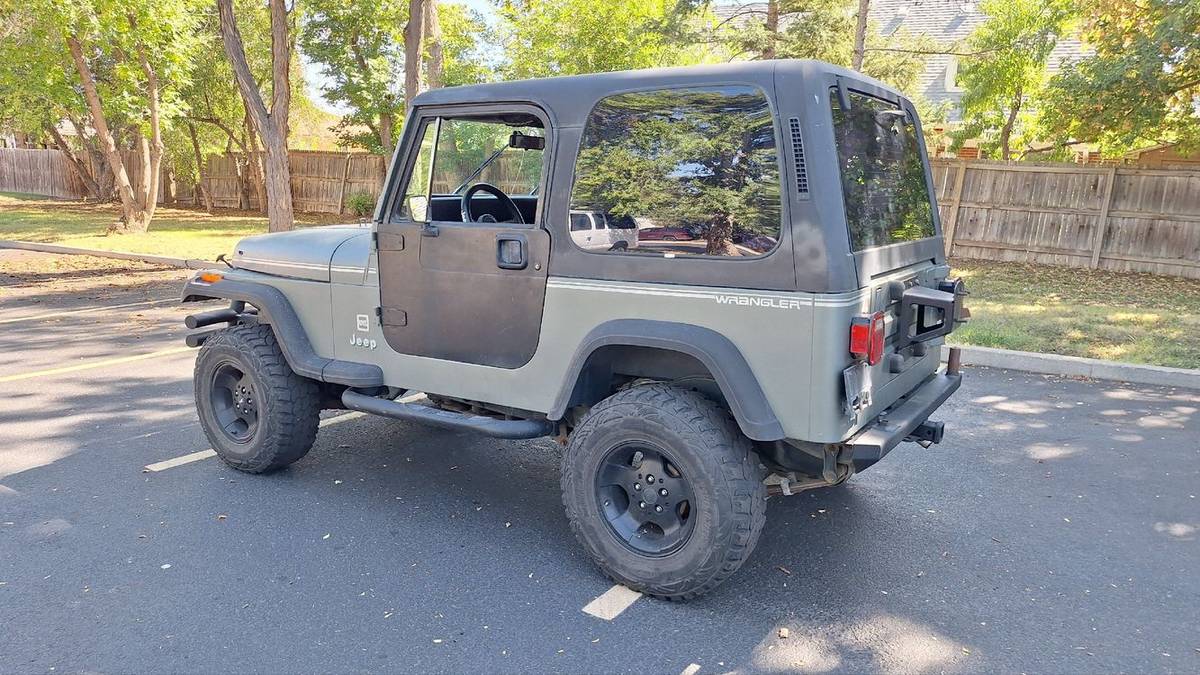Jeep-wrangler-1992-green-8