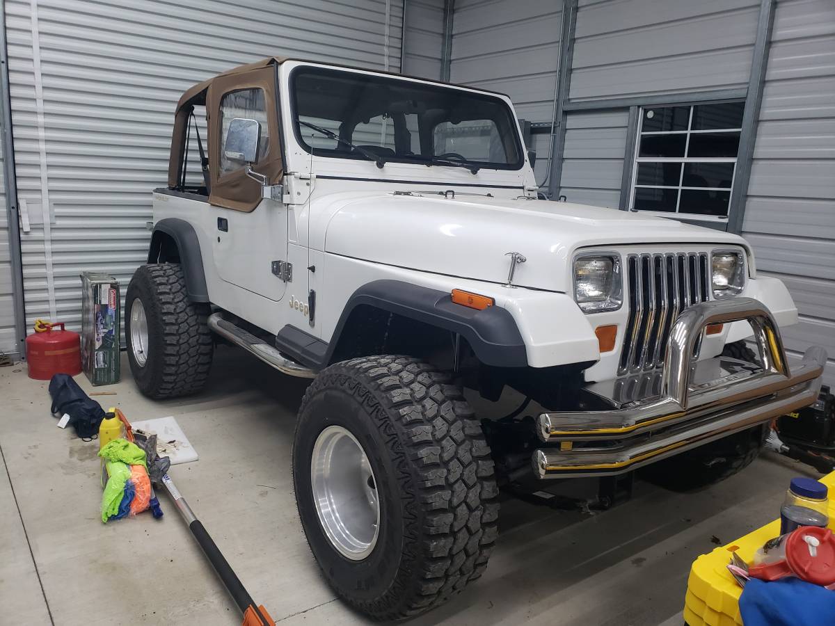 Jeep-wrangler-1992-white-1