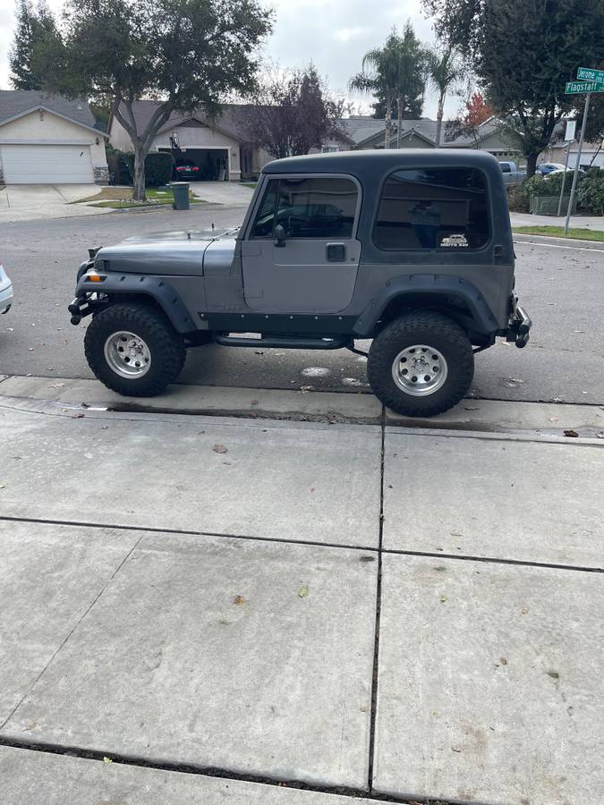 Jeep-wrangler-1993-grey-1