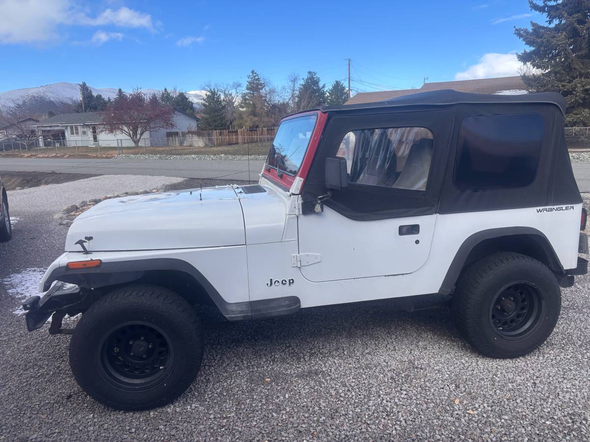 Jeep-wrangler-1993-white-9