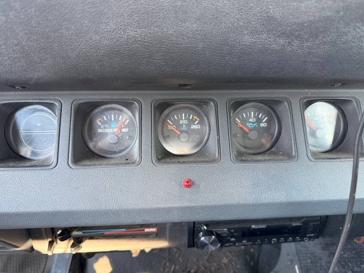 Jeep-wrangler-1994-black-6