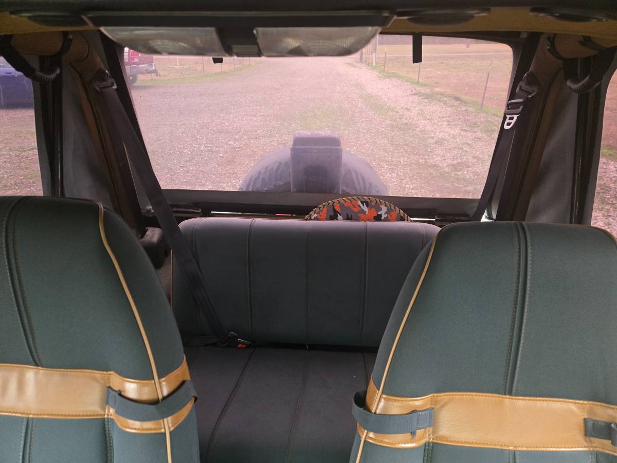 Jeep-wrangler-1994-brown-4