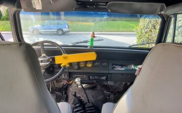 Jeep-wrangler-1995-black-10