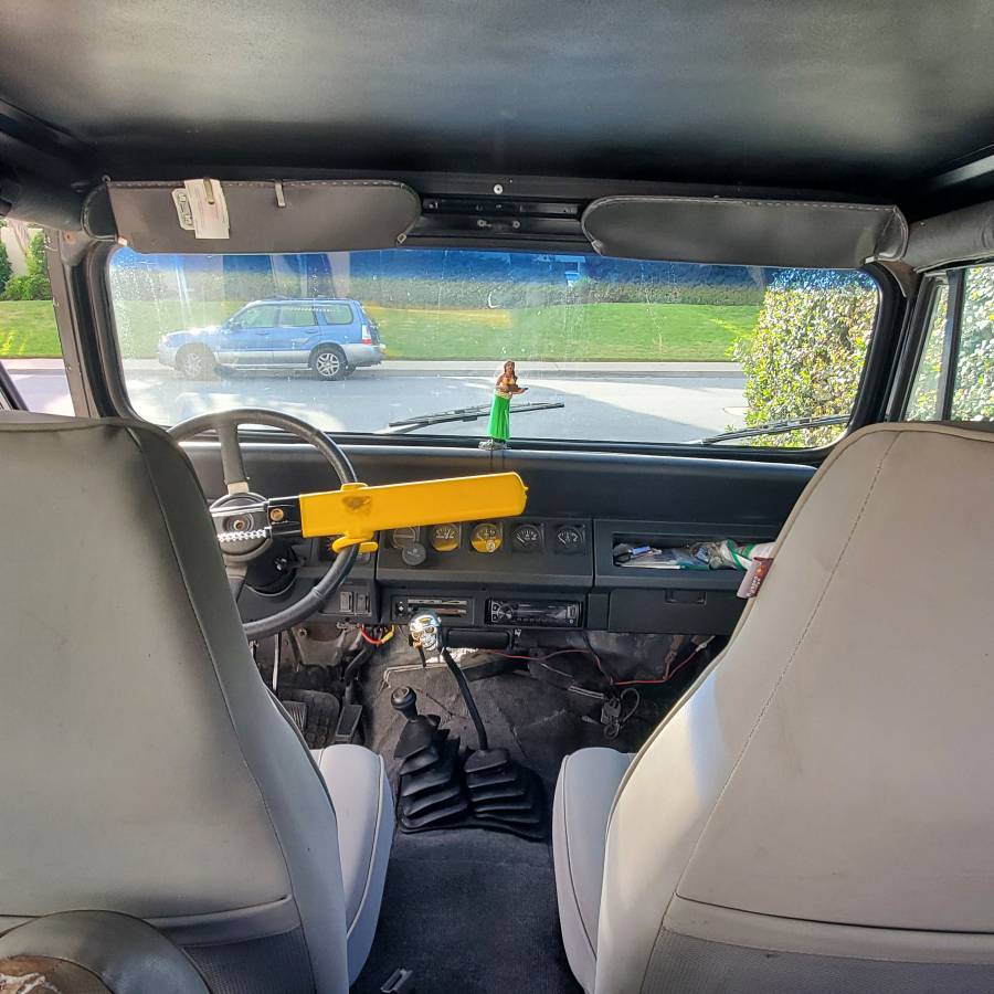 Jeep-wrangler-1995-black-10