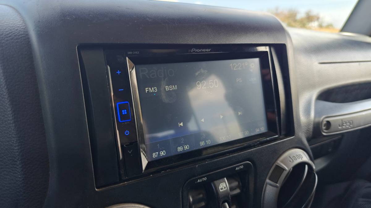 Jeep-wrangler-1996-9